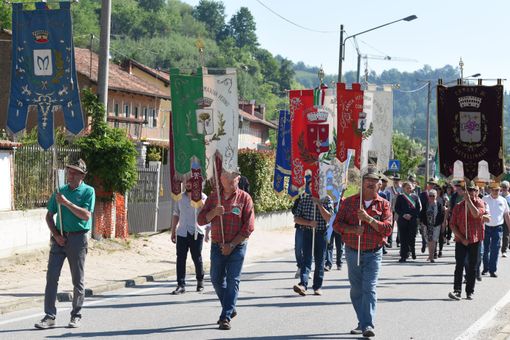 Un'immagine dal raduno di Vezza d'Alba del giugno 2019 Un'immagine dal raduno di Vezza d'Alba del giugno 2019