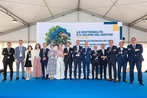 In piazza XX Settembre a Bra l'annuale assemblea dell'istituto di credito cooperativo In piazza XX Settembre a Bra l'annuale assemblea dell'istituto di credito cooperativo