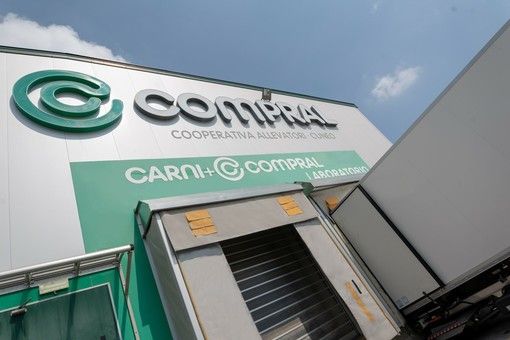 La sostenibilità della filiera di razza bovina Piemontese Compral per la valorizzazione del territorio La sostenibilità della filiera di razza bovina Piemontese Compral per la valorizzazione del territorio