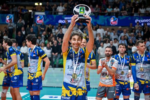 Daniele Sottile ha guidato Cuneo al ritorno in SuperLega: domani a Bologna incomincia l'avventura con la tre giorni di volley mercato