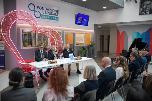 Alcuni momenti del momenti della visita all'Ospedale di Verduno negli scatti di Mauro Gallo