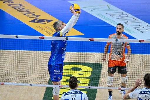 Per Michele Baranowicz quella di domani sarà l'ultima partita di fronte ai tifosi con la maglia di Cuneo Per Michele Baranowicz quella di domani sarà l'ultima partita di fronte ai tifosi con la maglia di Cuneo