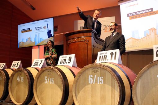 ‘Barolo en primeur’ 2022 raccoglie oltre 769mila euro a favore di progetti solidali