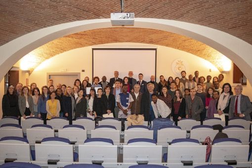 A Pollenzo si rinnova l'impegno di aziende, enti e istituzioni sostenitrici delle borse di studio A Pollenzo si rinnova l'impegno di aziende, enti e istituzioni sostenitrici delle borse di studio