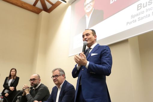 Da destra verso sinistra il governatore Alberto Cirio con Marco Gallo e Luca Robaldo