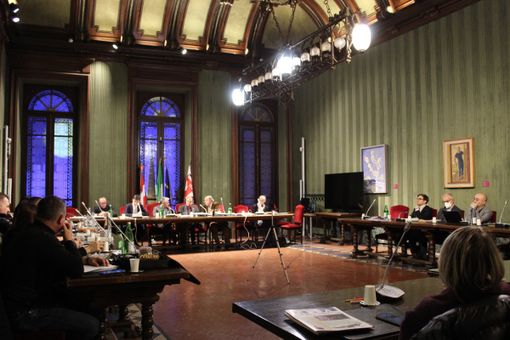 Un Consiglio Comunale di Alba degli anni passate, immagine di repertorio
