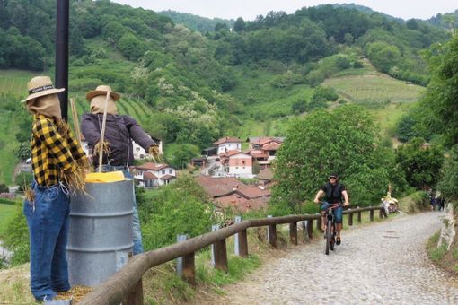 Gli spaventapasser di Castellar Gli spaventapasser di Castellar