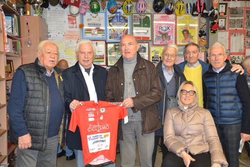 Gianfranco Cavallo insieme a Franco Balmamion, Italo Zilioli e altri nomi noti del ciclismo italiano, ospiti al Museo della Bicicletta di Bra