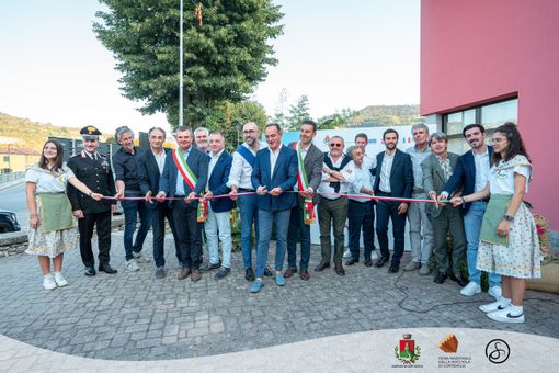 Cortemilia si illumina con la Fiera Nazionale della Nocciola: "Tre weekend per promuovere la 'tonda gentile' e far conoscere l’Alta Langa” Cortemilia si illumina con la Fiera Nazionale della Nocciola: "Tre weekend per promuovere la 'tonda gentile' e far conoscere l’Alta Langa”