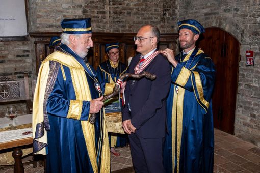 I Cavalieri del Tartufo e dei vini d’Alba hanno accolto tre delegazioni straniere