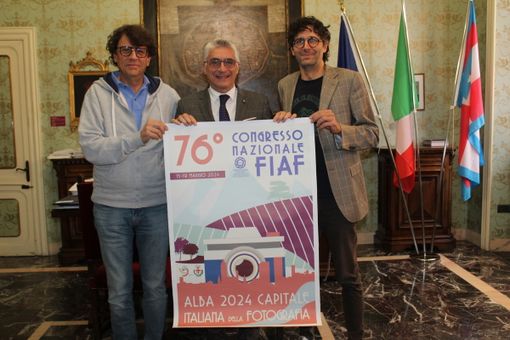 Alba: consegnato al sindaco il manifesto del 76esimo congresso nazionale Fiaf