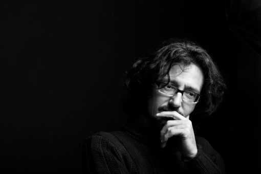 “Come buchi nel cielo” ad Alba in occasione della Giornata Mondiale della Salute Mentale “Come buchi nel cielo” ad Alba in occasione della Giornata Mondiale della Salute Mentale