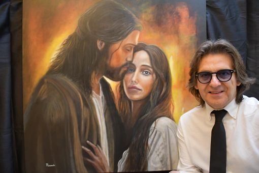 In foto il pittore Riccardo Testa in mostra a BrArte dal 10 al 26 maggio