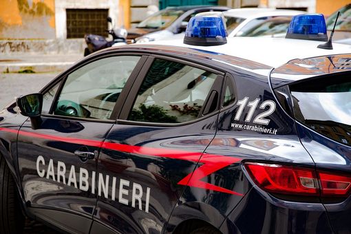 Alba, danneggiamenti e violenze nel centro accoglienza di via Pola: provvedimenti restrittivi per due uomini Alba, danneggiamenti e violenze nel centro accoglienza di via Pola: provvedimenti restrittivi per due uomini