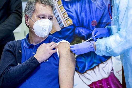 Martedì arrivano in Piemonte le prime 17.800 dosi di Astra Zeneca: previste in settimane altri vaccini Pfizer e Moderna Martedì arrivano in Piemonte le prime 17.800 dosi di Astra Zeneca: previste in settimane altri vaccini Pfizer e Moderna
