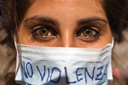 Fondo per donne vittime di violenza: 2 richieste d'aiuto la settimana, servono più soldi