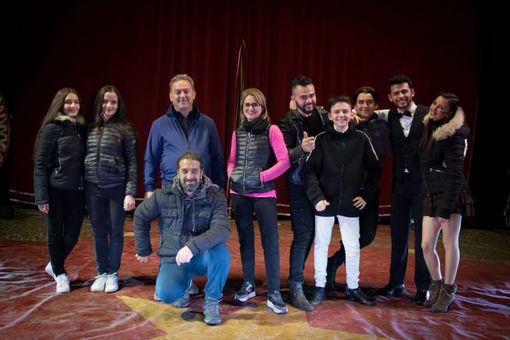 La famiglia del Circo Peppino Medini La famiglia del Circo Peppino Medini