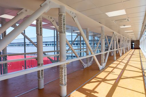 Un interno del nuovo ospedale di Verduno (foto di Barbara Guazzone)