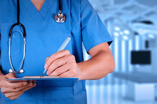 Precariato in sanità, i contratti a tempo determinato prorogati fino a fine anno Precariato in sanità, i contratti a tempo determinato prorogati fino a fine anno