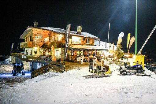 Corsa a prenotarsi alla cena più esclusiva: in cucina c’è Crippa, chef tre stelle per Prato Nevoso