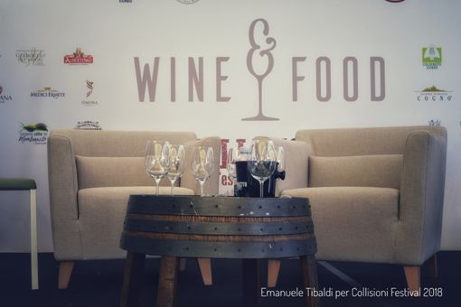 Torna il palco Wine&Food di Collisioni: per godere delle grandi eccellenze vinicole e gastronomiche italiane Torna il palco Wine&Food di Collisioni: per godere delle grandi eccellenze vinicole e gastronomiche italiane