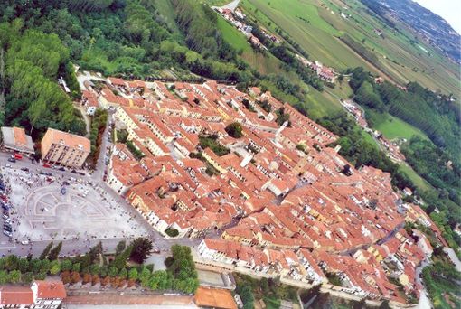 Una veduta aerea di Bene Vagienna