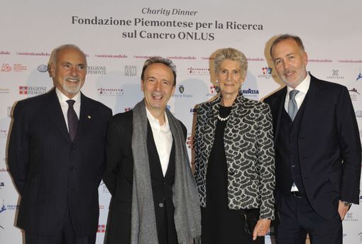 Donate al premio Oscar Roberto Benigni 100 bottiglie di vino piemontese