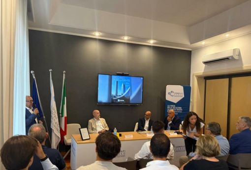 Il Piemonte che innova: dalla siderurgia alla blockchain, tecnologia concreta per le Pmi