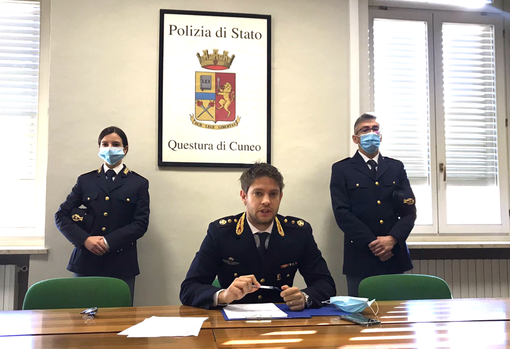 Piastrellisti e spacciatori, nascondevano la cocaina nei boschi attorno a Cuneo: arrestati