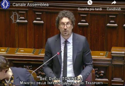 L'intervento di Danilo Toninelli alla Camera dei Deputati L'intervento di Danilo Toninelli alla Camera dei Deputati