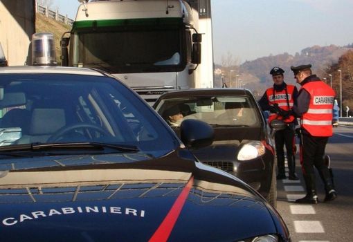 Ubriachi o drogati alla guida: 83 persone denunciate in quattro mesi dai carabinieri Ubriachi o drogati alla guida: 83 persone denunciate in quattro mesi dai carabinieri