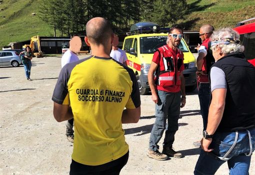 L'arrivo del disperso a Pian della Regina e l'incontro con i soccorritori