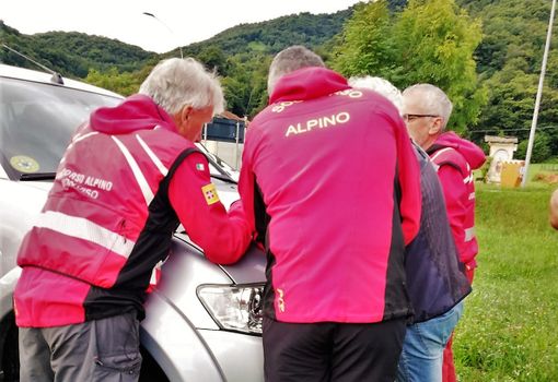 Le ricerche e l'elicottero dei Vigili del fuoco intervenuto stamattina Le ricerche e l'elicottero dei Vigili del fuoco intervenuto stamattina