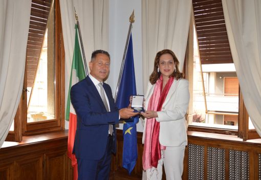 Delegazione greca in Camera di Commercio a Cuneo. Gola: "Atti concreti a vantaggio di cultura, turismo ed economia"