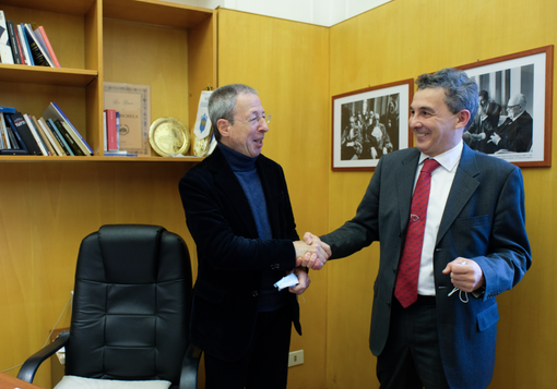 Passaggio di consegne tra l'uscente Sinigaglia e il nuovo presidente Stefano Tallia