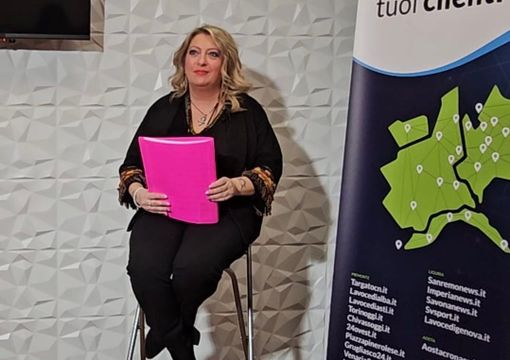 Rivedi l'oroscopo 2024 con la cartomante sensitiva Barbara [VIDEO]