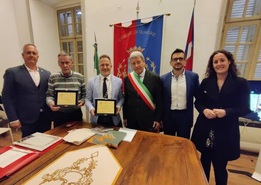 I volontari di Salorno protagonisti, a Govone, della cerimonia per i trent'anni dall'alluvione