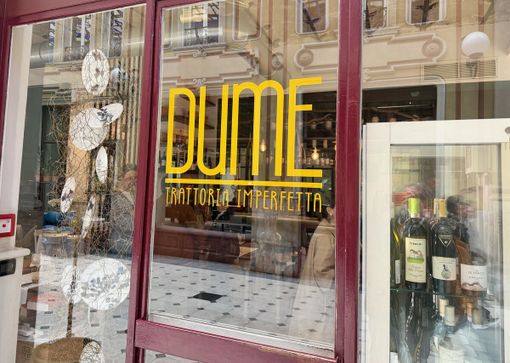 Dume: in galleria Umberto I una cucina che assume la tradizione piemontese come spunto per piatti inediti Dume: in galleria Umberto I una cucina che assume la tradizione piemontese come spunto per piatti inediti
