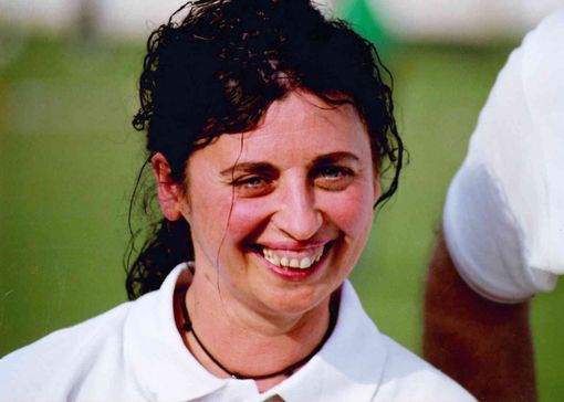 Il dolore di colleghi e amici per Marinella, operaia Ferrero con la passione per il calcio