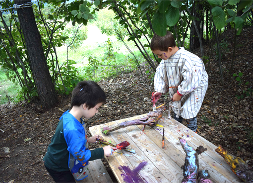 Serravalle Langhe, la scuola materna a lezione nel bosco