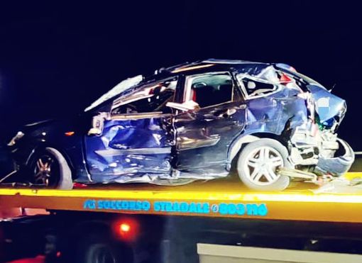 Fossano, auto contro camion: un ferito in codice rosso Fossano, auto contro camion: un ferito in codice rosso