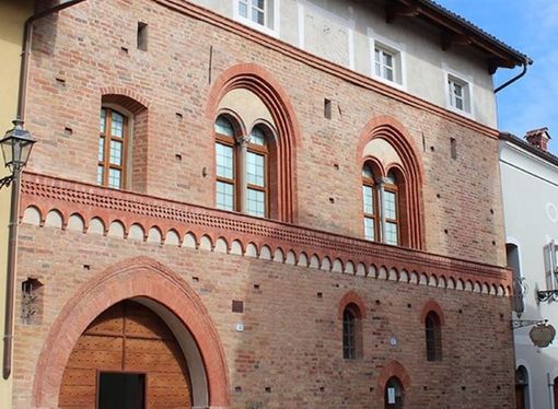 Bene Vagienna: il 31 agosto “Augusta antiquaria” per gli amanti di collezionismo, trovarobe e antiquari Bene Vagienna: il 31 agosto “Augusta antiquaria” per gli amanti di collezionismo, trovarobe e antiquari