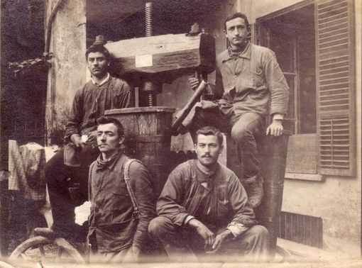 Favorita: l’immigrato che parla il dialetto roerino Favorita: l’immigrato che parla il dialetto roerino