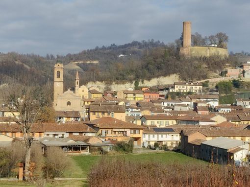 Una panoramica di Corneliano d'Alba
