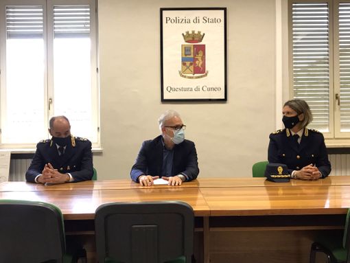 Un momento della conferenza tenuta stamane presso la Questura di Cuneo Un momento della conferenza tenuta stamane presso la Questura di Cuneo