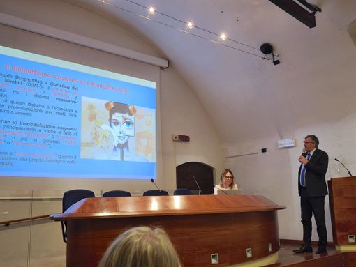 Nelle foto alcuni momenti dell'incontro