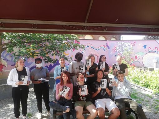 Giovanissimi scrittori crescono: alla Biblioteca di Bra presentata l’antologia di racconti Young Adult [FOTO E VIDEO]