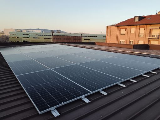 La Croce Rossa di Alba accende il fotovoltaico: primo impianto per la comunità energetica sociale La Croce Rossa di Alba accende il fotovoltaico: primo impianto per la comunità energetica sociale