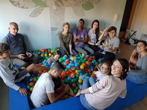 Il ricavato della serata andrà all'Associazione Ludica di Alba