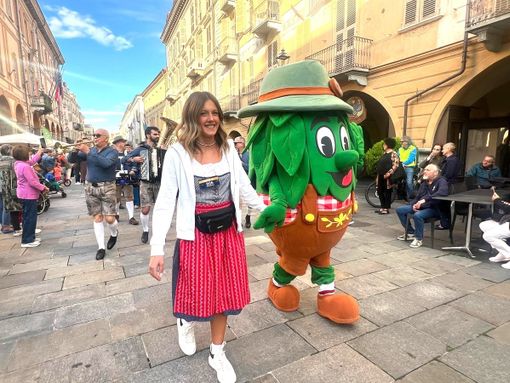 Oktoberfest, dj set con Gabry Ponte, mostre e mercatini: ecco come trascorrere l'ultimo week end di settembre in Granda Oktoberfest, dj set con Gabry Ponte, mostre e mercatini: ecco come trascorrere l'ultimo week end di settembre in Granda